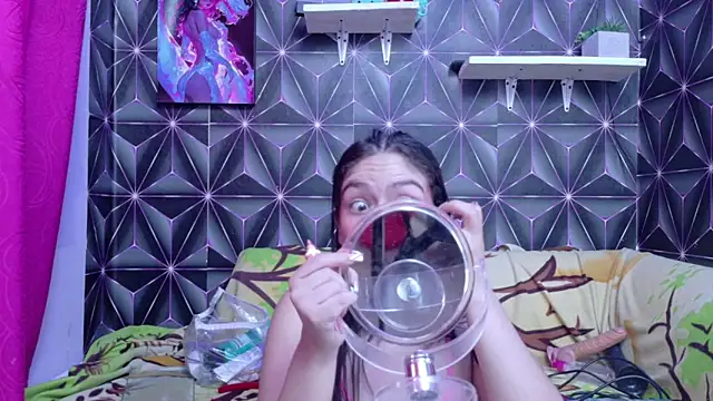 emilygrooe online show from 4, 12, 2025