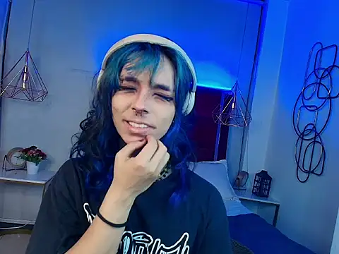 luxiel  online show from 11, 6, 2026