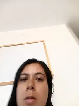 Snapshot of LorieFerrer chatting on 31, 1, 2025 LorieFerrer online show from 31, 1, 2025