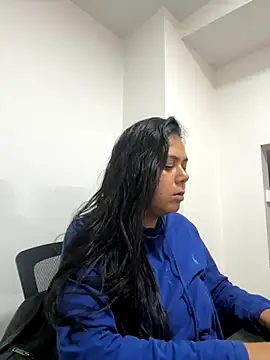 Snapshot of LorieFerrer chatting on 16, 10, 2025 LorieFerrer online show from 16, 10, 2025