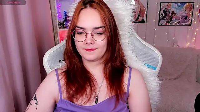 Snapshot of Lily__Evans chatting on 2, 2, 2026 Lily Evans online show from 2, 2, 2026