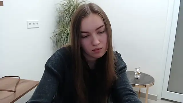 Snapshot of Adel_attractive chatting on 10, 11, 2025 Adel attractive online show from 10, 11, 2025