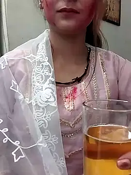 black and white choco online show from 4, 3, 2026