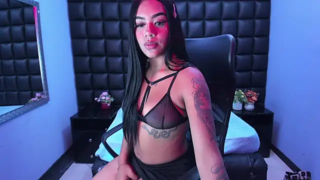 Snapshot of MarianaGibson chatting on 16, 4, 2026 MarianaGibson online show from 16, 4, 2026