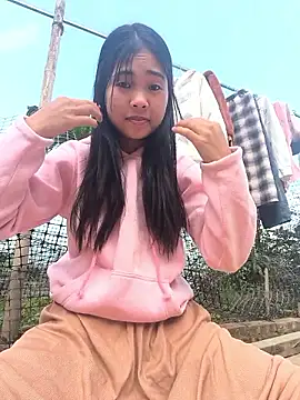 Lynly k2 online show from 18, 1, 2026