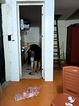 Lynly k2 online show from 15, 3, 2026