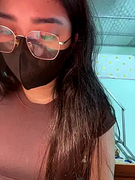 Lynn-122 online show from 13, 11, 2025