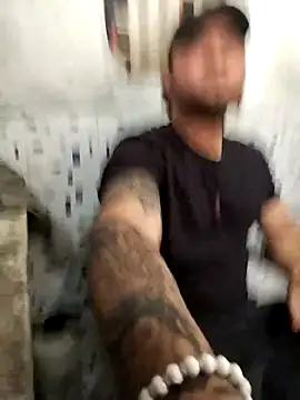 Snapshot of JHONNYACA28 chatting on 8, 11, 2025 JHONNYACA28 online show from 8, 11, 2025