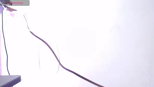 Snapshot of lolasweett_ chatting on 4, 12, 2025 lolasweett online show from 4, 12, 2025