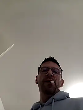 Snapshot of Olifesse chatting on 7, 11, 2025 Olifesse online show from 7, 11, 2025