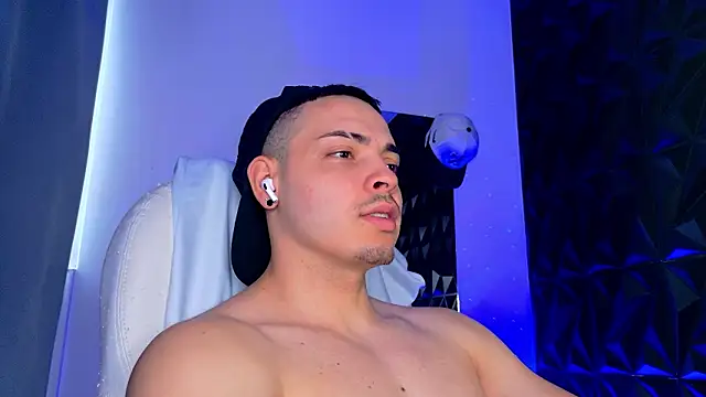 Maxwell Dupont online show from 1, 2, 2026