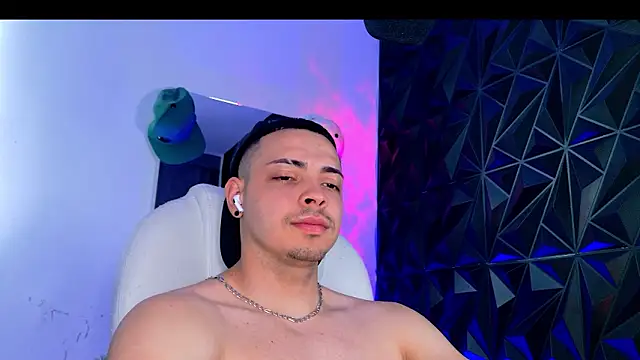 Maxwell Dupont online show from 1, 3, 2026