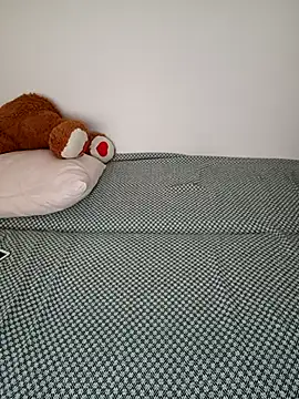 She Sars online show from 17, 11, 2025