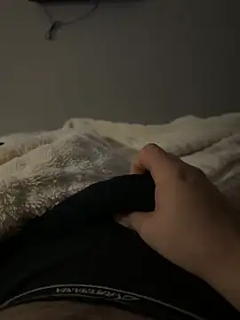 Snapshot of loukas777 chatting on 8, 11, 2025 loukas777 online show from 8, 11, 2025