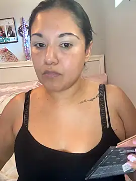 Snapshot of tattedlatina chatting on 9, 11, 2025 tattedlatina online show from 9, 11, 2025