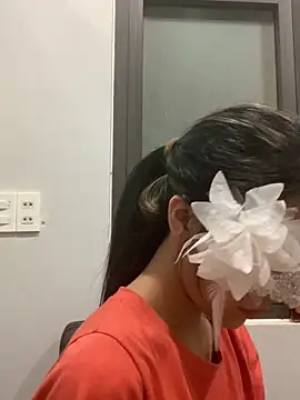 Snapshot of Tiny-122 chatting on 19, 1, 2026 Tiny-122 online show from 19, 1, 2026