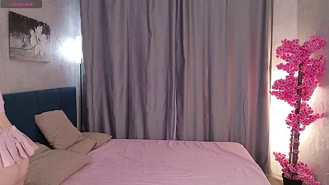 Pinky poetry online show from 17, 11, 2025