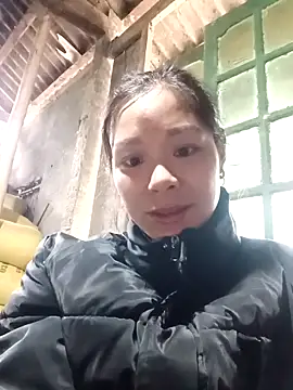 Lyla john online show from 15, 12, 2025