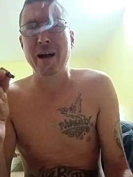 Snapshot of RoughIntentions4U chatting on 13, 11, 2025 RoughIntentions4U online show from 13, 11, 2025