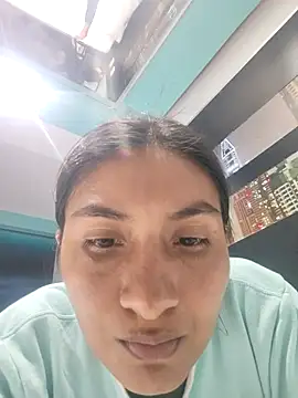Snapshot of Uvit chatting on 20, 4, 2026 Uvit online show from 20, 4, 2026