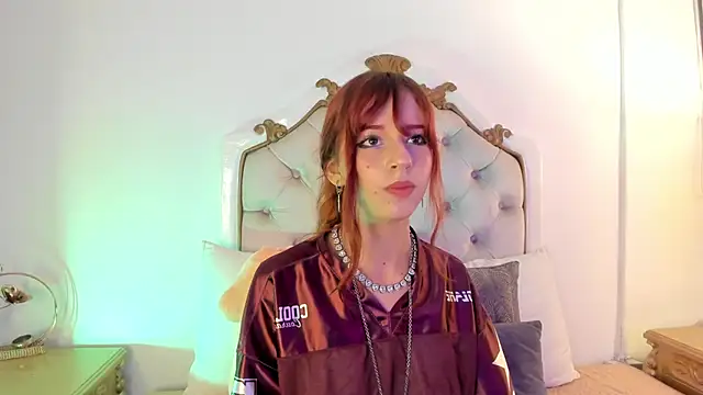 scarlett smith 3 online show from 7, 6, 2026