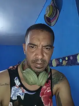 Snapshot of loboalexxx chatting on 9, 11, 2025 loboalexxx online show from 9, 11, 2025