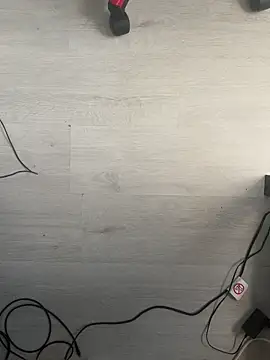 christophecamzzl online show from 25, 11, 2025