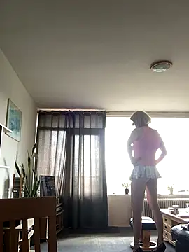 Snapshot of simone_xdressing chatting on 13, 9, 2025 simone xdressing online show from 13, 9, 2025