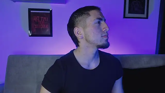 Snapshot of AresMassimoX chatting on 17, 1, 2026 AresMassimoX online show from 17, 1, 2026