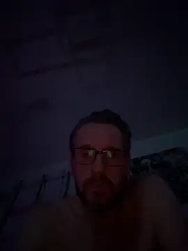 Snapshot of KentishLondoner chatting on 6, 3, 2026 KentishLondoner online show from 6, 3, 2026