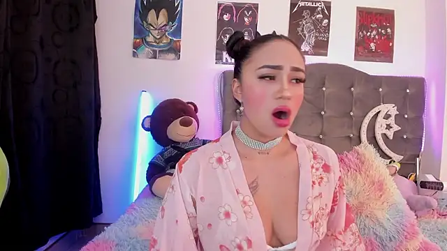 Snapshot of lunabritton1 chatting on 12, 1, 2026 lunabritton1 online show from 12, 1, 2026