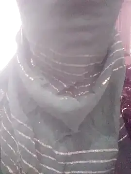 Snapshot of riyahot011 chatting on 12, 11, 2025 riyahot011 online show from 12, 11, 2025