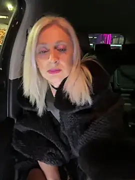 Snapshot of HOTLadyluna chatting on 27, 2, 2026 HOTLadyluna online show from 27, 2, 2026