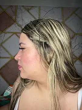 Amira Malia online show from 16, 1, 2026