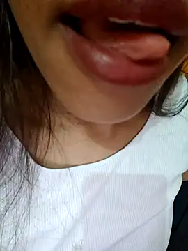 Snapshot of Hot__girls001 chatting on 16, 11, 2025 Hot girls001 online show from 16, 11, 2025