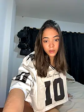 Snapshot of starsweet___ chatting on 12, 11, 2025 starsweet online show from 12, 11, 2025