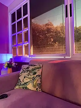 ReiAyanamy online show from 4, 12, 2025