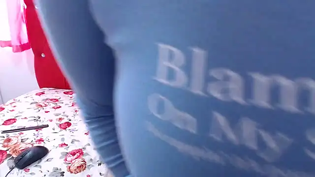 Snapshot of CurvyBabe36 chatting on 19, 1, 2026 CurvyBabe36 online show from 19, 1, 2026