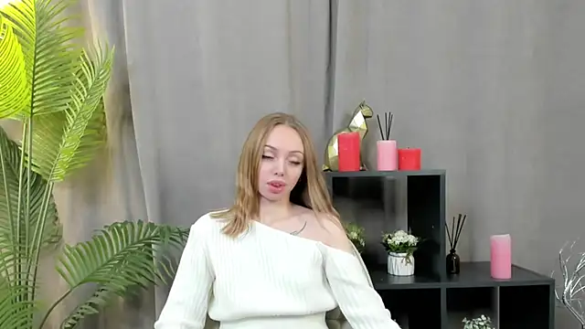 Snapshot of MikiBasini chatting on 11, 11, 2025 MikiBasini online show from 11, 11, 2025