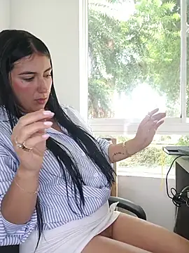 Snapshot of ViolettaWalton1 chatting on 12, 2, 2026 ViolettaWalton1 online show from 12, 2, 2026