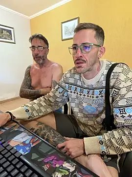 Snapshot of Lucasjandre chatting on 8, 5, 2026 Lucasjandre online show from 8, 5, 2026