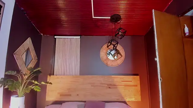 Snapshot of Velvet_Dreamss chatting on 12, 2, 2026 Velvet Dreamss online show from 12, 2, 2026