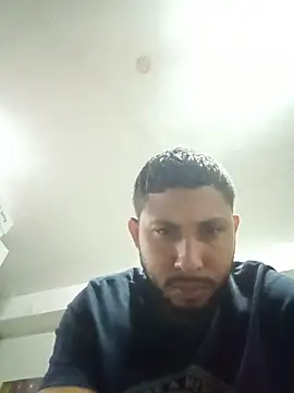 Snapshot of MAX_Jhonnson chatting on 29, 11, 2025 MAX Jhonnson online show from 29, 11, 2025