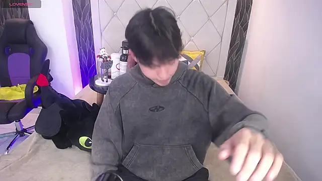 Samu FoXXX online show from 17, 11, 2025