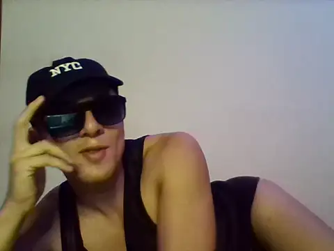 Snapshot of AxelMoonlight chatting on 11, 11, 2025 AxelMoonlight online show from 11, 11, 2025