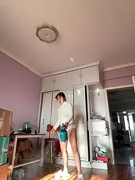 Snapshot of oo-shanshan chatting on 21, 12, 2025 oo-shanshan online show from 21, 12, 2025