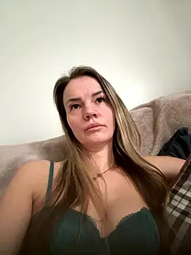 Snapshot of Cutebrowneyes_ chatting on 13, 1, 2026 Cutebrowneyes online show from 13, 1, 2026