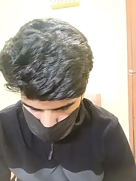 Snapshot of hotyyyyjonny chatting on 15, 12, 2025 hotyyyyjonny online show from 15, 12, 2025