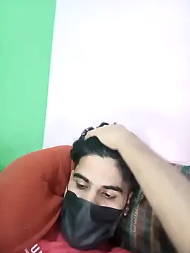 Snapshot of hotyyyyjonny chatting on 16, 12, 2025 hotyyyyjonny online show from 16, 12, 2025