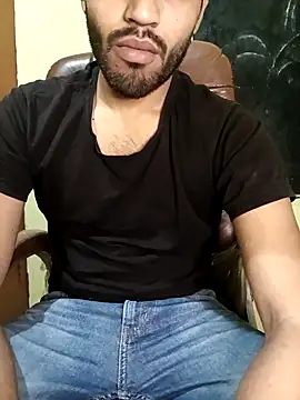 Snapshot of hotyyyyjonny chatting on 27, 3, 2026 hotyyyyjonny online show from 27, 3, 2026